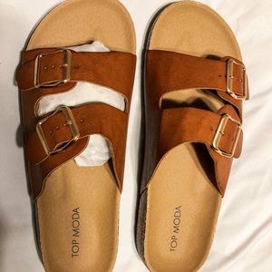 (Sold) Open toe, Birkenstock type sandal size 8.5